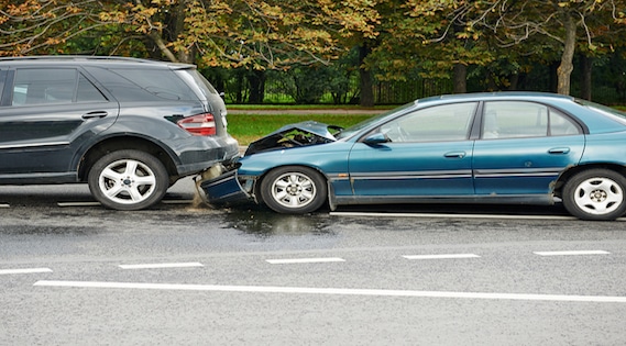 Rear end car wreck